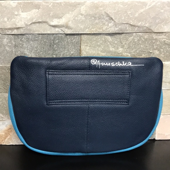 🎁 Anuschka Hand-Painted Leather Belt Bag - Picture 4 of 6